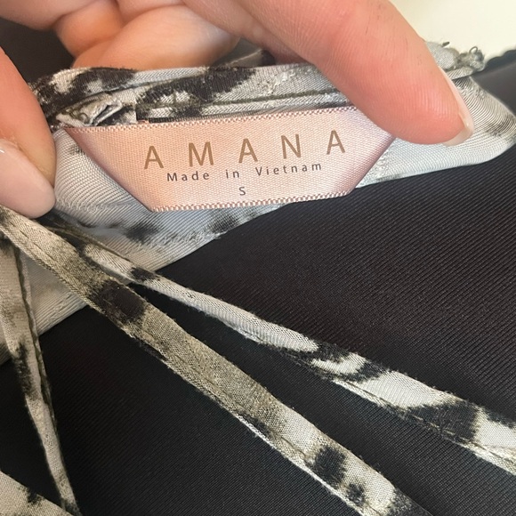 Amana Tank - Picture 4 of 4